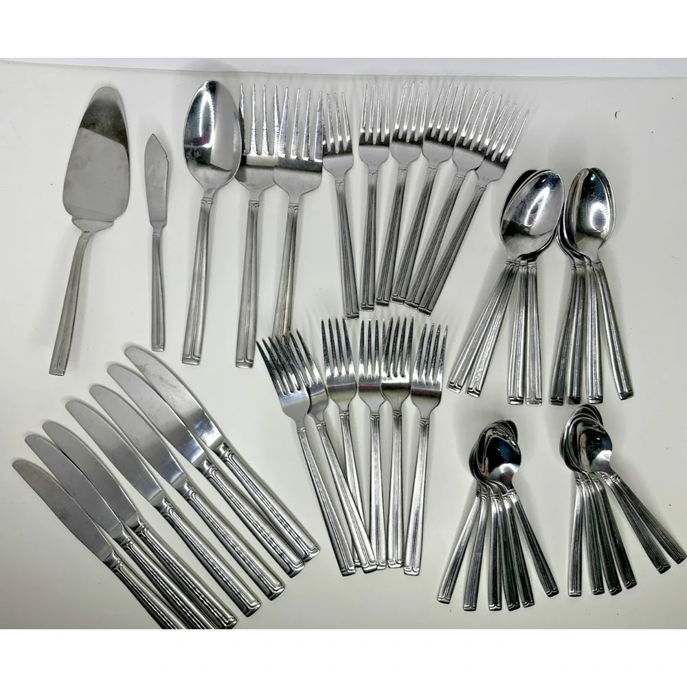 Wallace WAS244 Center Line Satin & Glossy Stainless Flatware Lot 44 Pieces